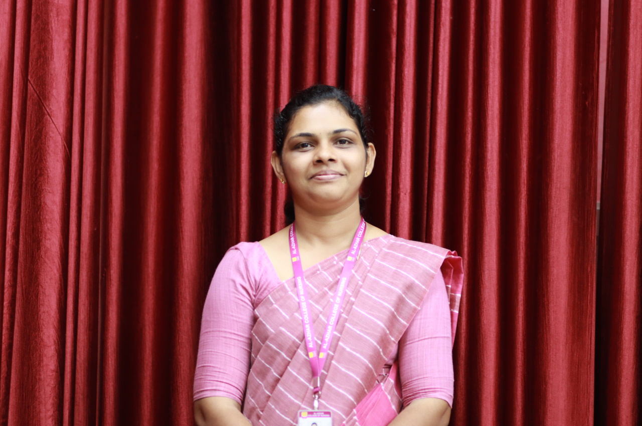 Senior Lecturer